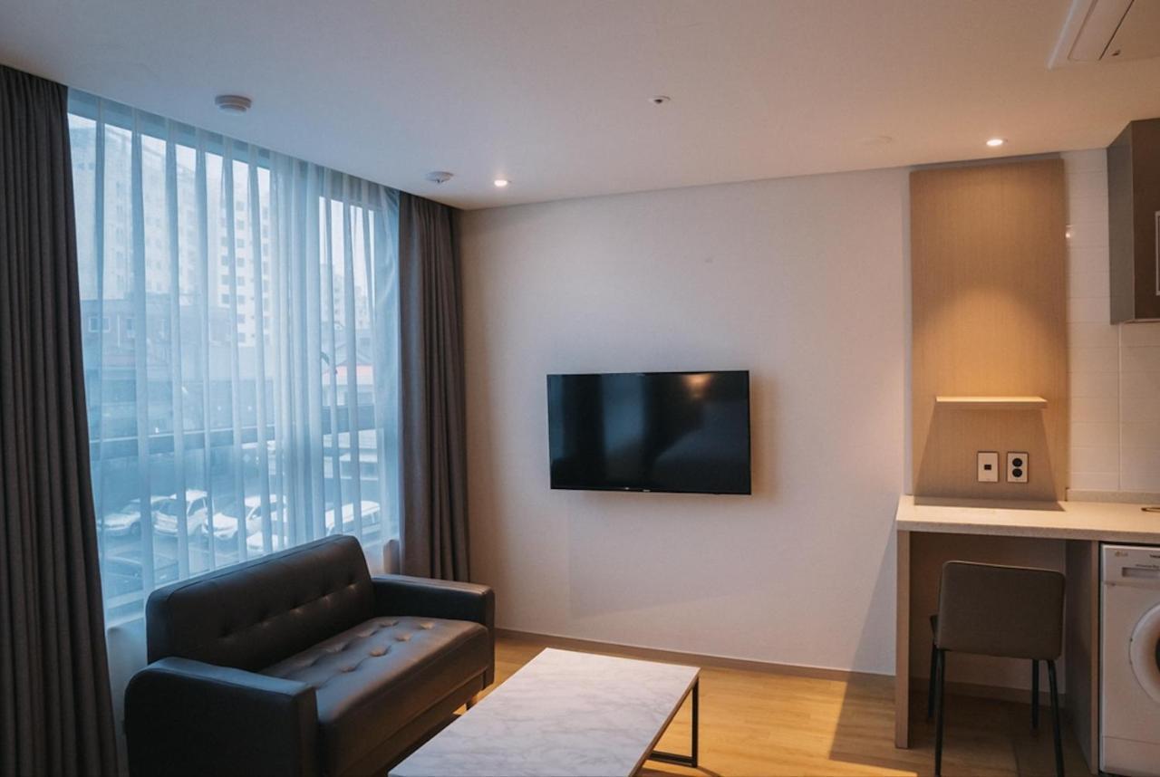 Hotel Zinc Согвипхо Экстерьер фото