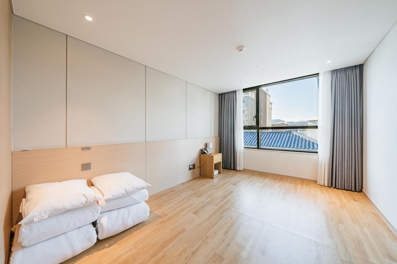 Hotel Zinc Согвипхо Экстерьер фото