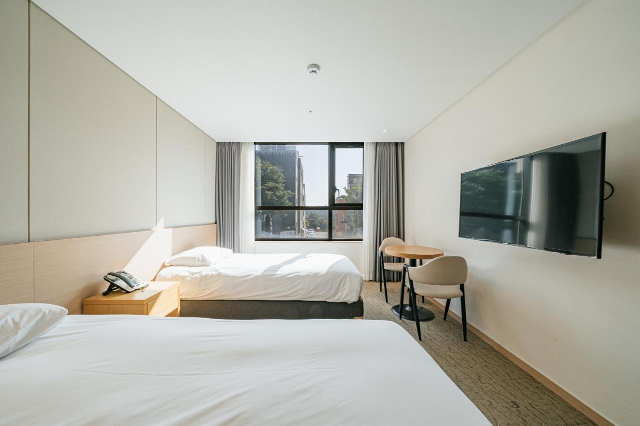 Hotel Zinc Согвипхо Экстерьер фото