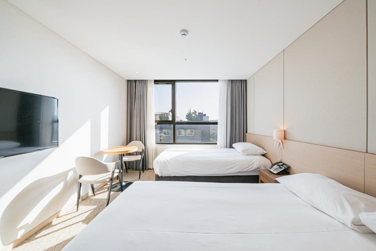 Hotel Zinc Согвипхо Экстерьер фото