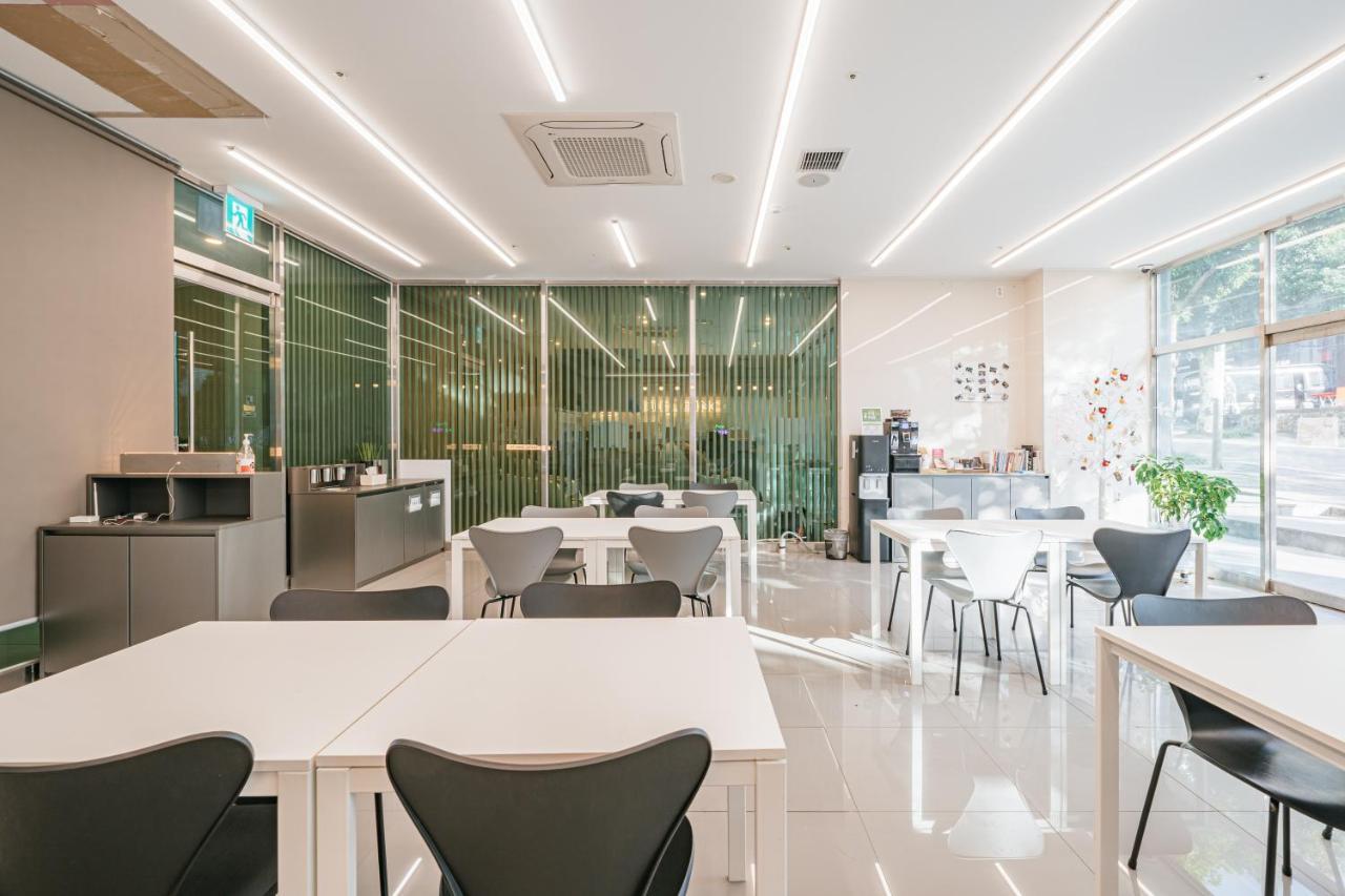 Hotel Zinc Согвипхо Экстерьер фото